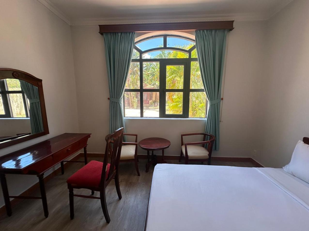 Ngoc Thu Hotel Soc Trang Luaran gambar