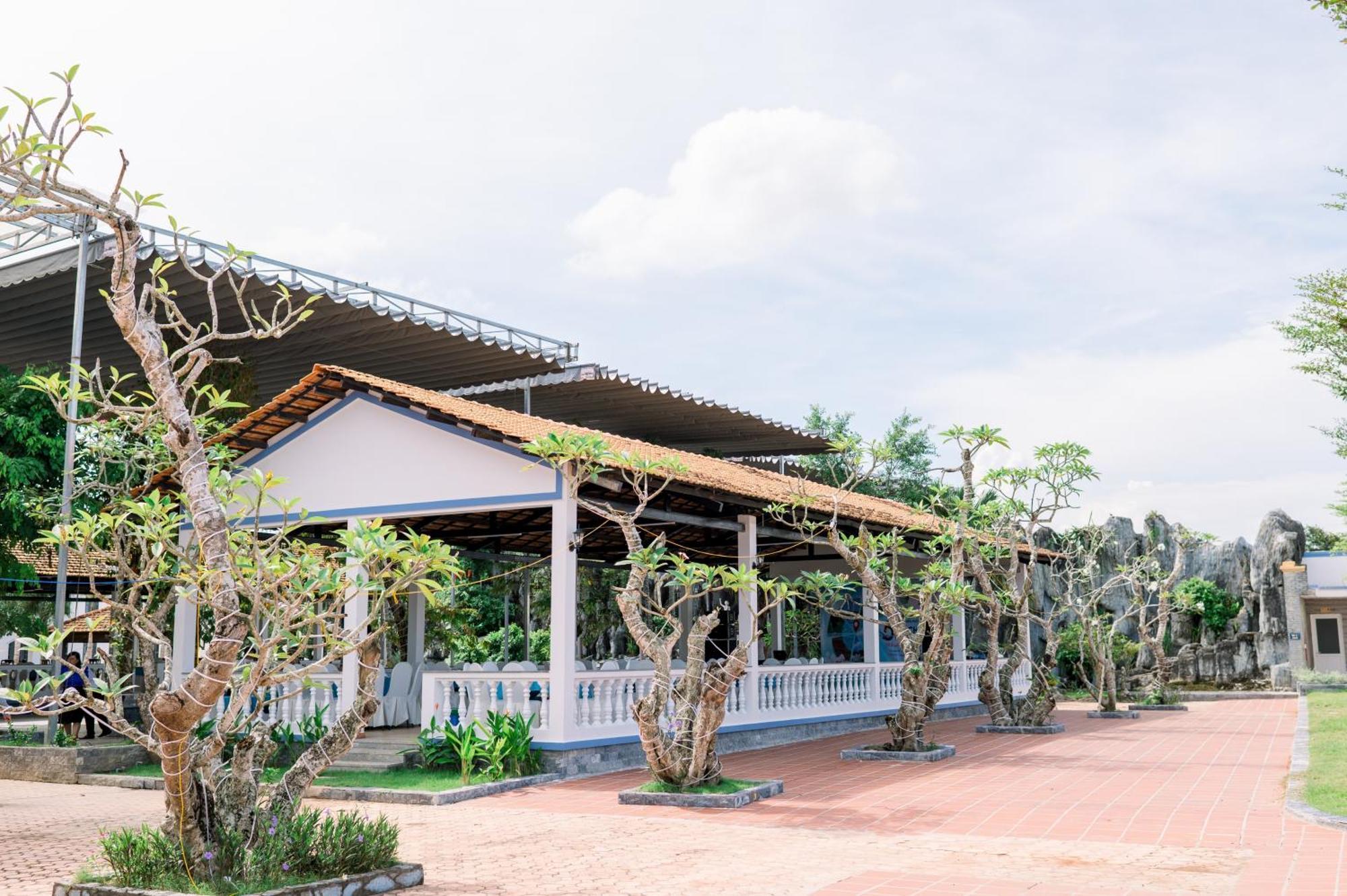 Ngoc Thu Hotel Soc Trang Luaran gambar