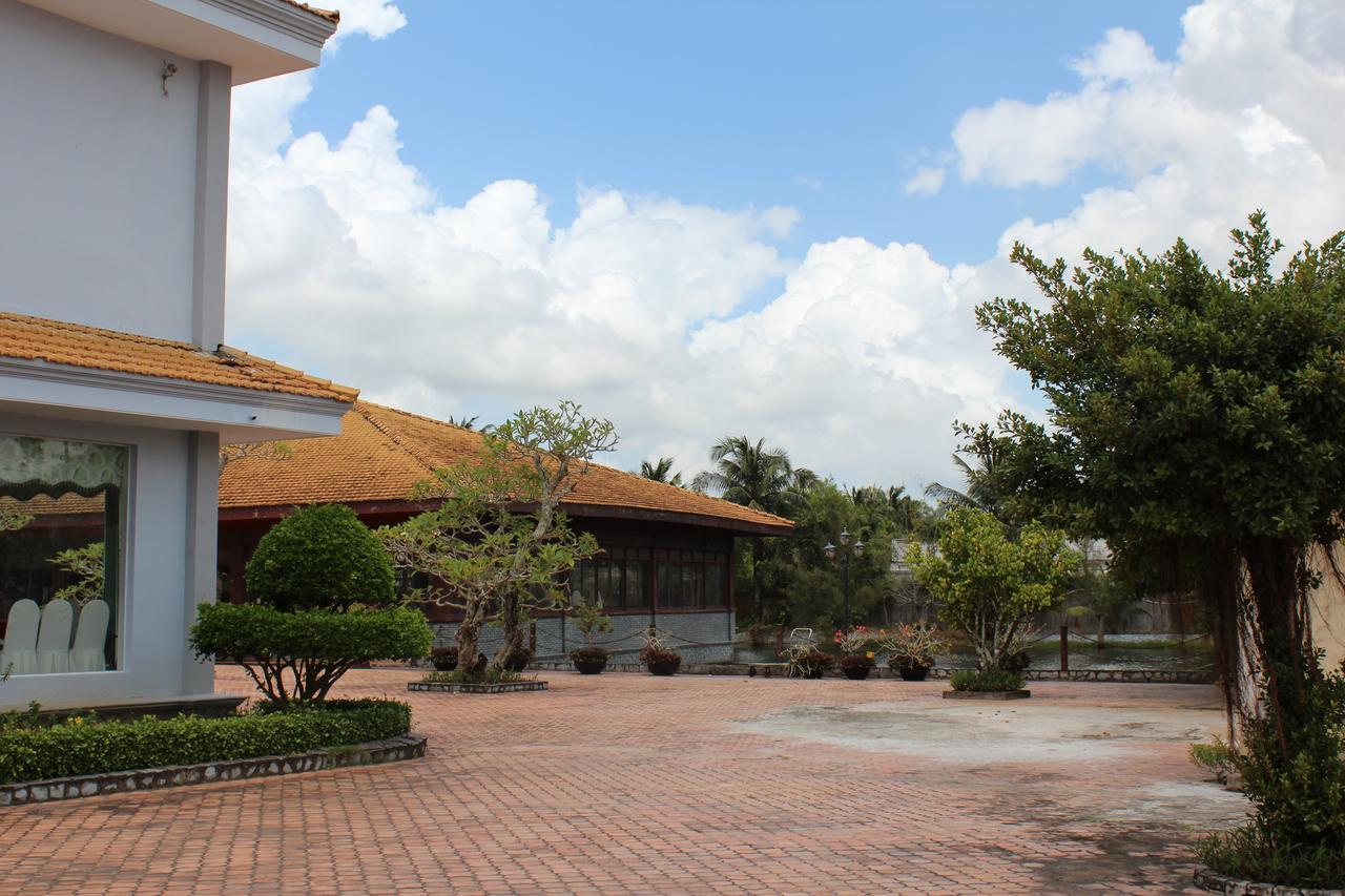 Ngoc Thu Hotel Soc Trang Luaran gambar