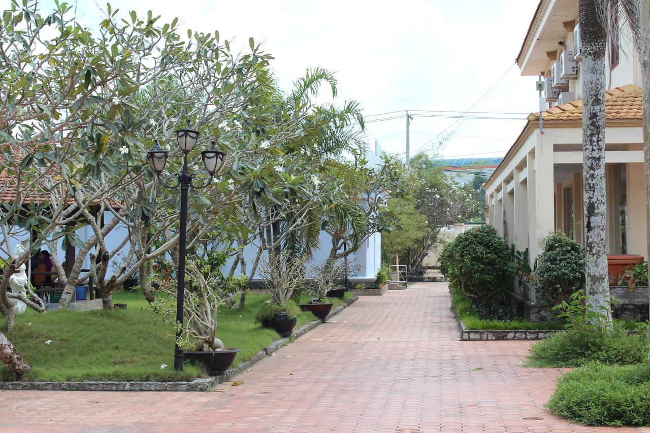Ngoc Thu Hotel Soc Trang Luaran gambar
